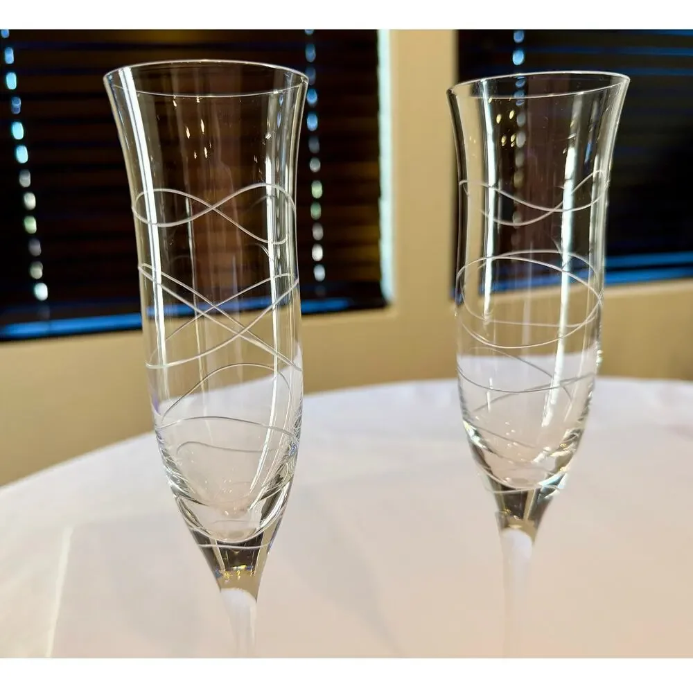 Nambé Motus Crystal Champagne Flutes Toasting Glasses - Pair of 2